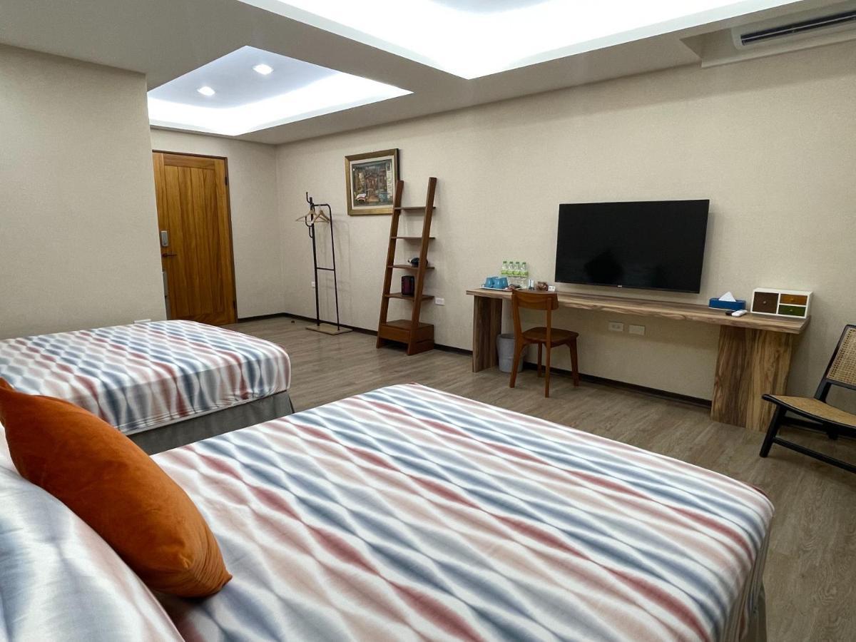 Kyushu Homestay Tainan Exterior photo